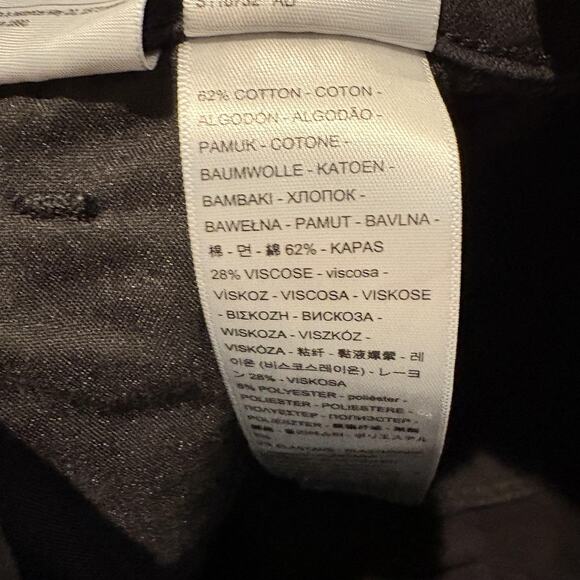 Levi’s Premium 724 High Rise Straight Jeans 28 Black Distressed Knee Hemmed 26” - Picture 13 of 16